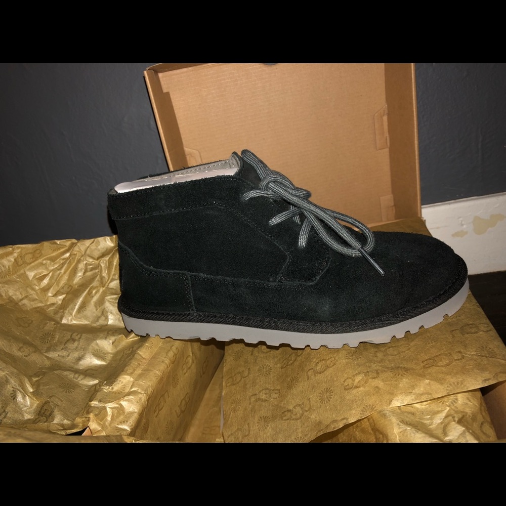 UGG K derick black